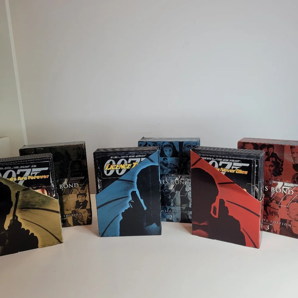 James Bond Boxed Set Bundle Volumes 1-3 Ultimate Edition Collection - Picture 6 of 10